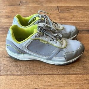 Vionic Zen Sneakers Walking Shoes Orthotic Support Comfort Silver Gray Size 6